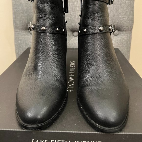 Saks Fifth Avenue "Flora" black leather boots - Picture 4 of 10